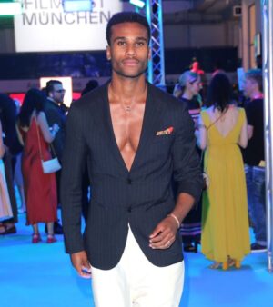 Tijan Njie Instagram - Opening Night zum 41. Filmfest München. It’s been a blast 💥 @filmfestmunich 

@bvlgari @boss