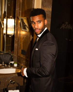 Tijan Njie Instagram - The looks might change but the heart remains 🤞🏾

Smoking @boss 
Jewelry @bulgari 

📸 Nicolai Rusu