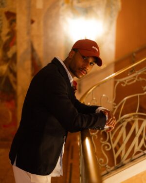 Tijan Njie Instagram - Amidst the echoes of history, timeless elegance dances with the spirit of modernity

Thank you for the hospitality @bayerischerhof_munich 

📸: @larsnitsch 
Mgmt: @martensgarten