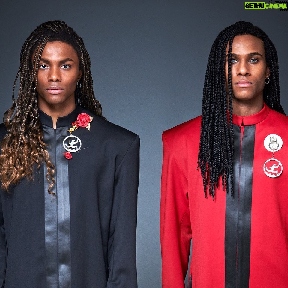 Tijan Njie - 7.6K Likes - Finally time to break the news to you guys🙌🏾
I’m so excited to finally reveal the new project which I’m honored to be a part of!
I’m portraying Robert Pilatus in the upcoming biopic of Milli Vanilli! 🕺🏾🕺🏾
Directed by @simonverhoeven_official
Produced by @wiedemann_und_berg
@leoninestudios
Casting: @tolkiencasting
Believe it or not, Girl You Know It’s True 😉
#millivanilli