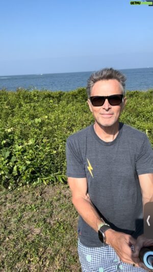 Tim Daly Instagram - HUMANS!!! When the world is troubling me it always helps to find something bigger and more powerful than I am. #nature. Have a peaceful weekend.
