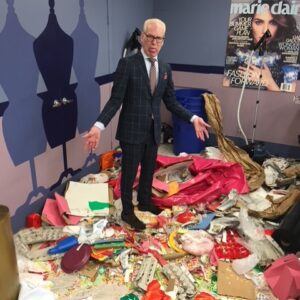 Tim Gunn Instagram - Don’t miss tonight’s @projectrunway and our explosive beginning! Thankfully, a feel good challenge follows and the dust begins to settle. Watch at 9/8c on @lifetimetv XX