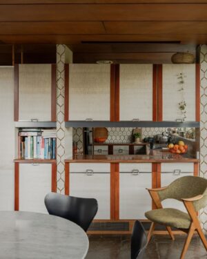 Tim Ross Instagram - Absolute banger.
“One of Britain’s most celebrated modern houses, Farnley Hey in West Yorkshire was designed by the architect Peter Womersley in 1954 as a wedding present to his brother. ”
Quite the present - currently for sale at @themodernhouse 📷 @npphotographer
