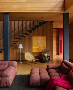 Tim Ross Instagram - Originally built in 1923 then remodelled by Richard Neutra in 1937, this Los Angeles house has had subsequent renovations removed and has been reimagined to this. 

Architecture @assembledge 
Interior design @jamiebushco 
Photography @yoshihiromakino
@yoshihiromakino