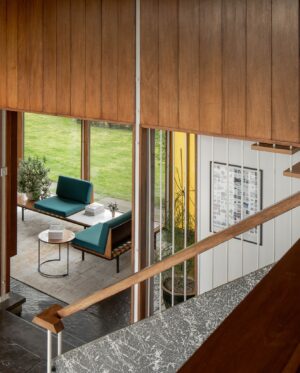 Tim Ross Instagram - Absolute banger.
“One of Britain’s most celebrated modern houses, Farnley Hey in West Yorkshire was designed by the architect Peter Womersley in 1954 as a wedding present to his brother. ”
Quite the present - currently for sale at @themodernhouse 📷 @npphotographer