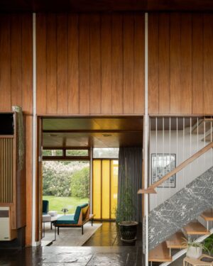 Tim Ross Instagram - Absolute banger.
“One of Britain’s most celebrated modern houses, Farnley Hey in West Yorkshire was designed by the architect Peter Womersley in 1954 as a wedding present to his brother. ”
Quite the present - currently for sale at @themodernhouse 📷 @npphotographer