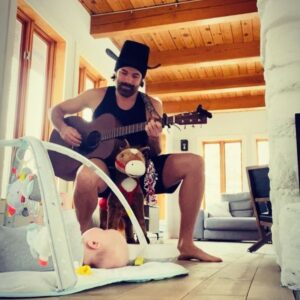 Tim Rozon Instagram - Happy Birthday @willienelsonofficial #blueeyes #Dad 💙 from our family to yours.