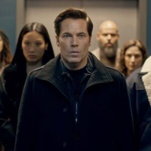 Tim Rozon Instagram - How do real estate agents open the doors to haunted houses?  We use the Spoo-key 👻 

I'm so grateful and still not over the incredible news that this phenomenal team of cast and crew get to come back and bring you more SURREALESTATE. @syfy #surrealestate @surrealestaters SEASON 3.