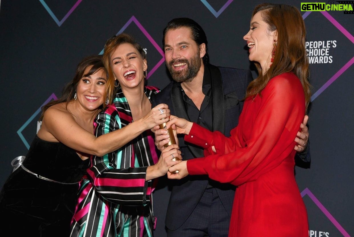 Tim Rozon - 9.7K Likes - Tradition is Tradition. “E”! Is for Earpers People’s Choice Awards 2018 @peopleschoice @wynonnaearp