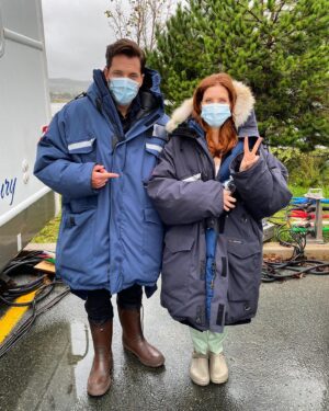 Tim Rozon Instagram - Reunited. New show. Same Squad. 💙 @sarahplevy Day 1. @syfy @blueicepictures