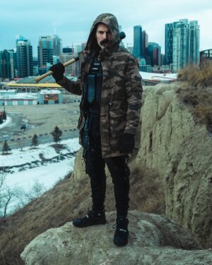 Tim Rozon Instagram - Let’s meet up before the world blows up................... 📸 @false.peak 🎥 @cheeze.staxx  #daydreaming #puppyoftheday #calgary