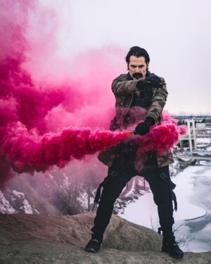 Tim Rozon Instagram - It’s a vibe 📸 @false.peak #calgary