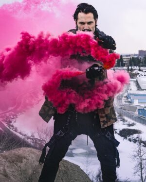 Tim Rozon Instagram - It’s a vibe 📸 @false.peak #calgary
