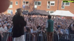 Timbuktu Instagram - Så jävla fett att lägga livevärldspremiären av ”Misstag” i just Lund! Tack alla för energin! Låten finns givetvis ute på en streamingplatform i ditt kvarter! Glad Valborg! 🔥🔥🔥