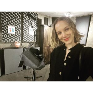 Tina Ivlev Instagram - Today Star Wars Jedi: Survivor is released into the world! I am overwhelmingly proud of the work done by everyone involved in this game. It means so much to me to be able to work with a team that pours their hearts and souls into what they do - from our awe-inspiring cast and crew and working with the brilliant @tomkstudios @rougemocap, to our excellent writing team and the folks who make it all happen at @respawn @eastarwars @lucasfilm @starwars - to be a part of that is so very special and I feel massively grateful. It’s moments like this that take you back to the beginning and I’d be remiss not to thank the incredible Emily Schweber for casting me as Merrin all those years ago. Best phone call and subsequent happy dance on an empty Portland cafe patio ever. 

I hope you all love it the way we do ♥️🖤