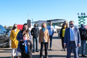 Tina Smith Instagram - Four days to make @JoeBiden the next President of the United States. Four days to give it our all. Great to welcome him to Minnesota today. Let’s do this.