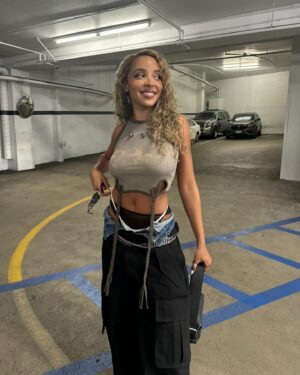 Tinashe Instagram - We ain’t getting no sleep fr