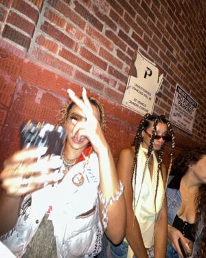 Tinashe Instagram - We ain’t getting no sleep fr
