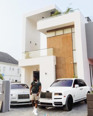 Tion Wayne Instagram - Did anyone tell you dah? 

@kddogram 🔌  Lagos living