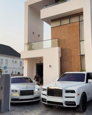 Tion Wayne Instagram - Did anyone tell you dah? 

@kddogram 🔌  Lagos living