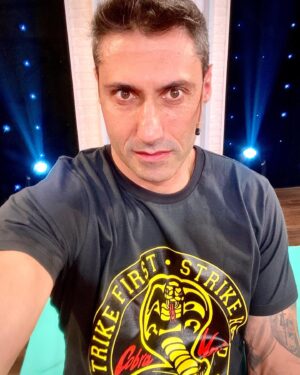Tito Speranza Instagram - Hoy comienza #TurnoTarde , de lunes a viernes a las  17:30 hs por @eltrecetv 
#NoTeLoPodesPerder 
*
*
*
👕 @klosterinsta