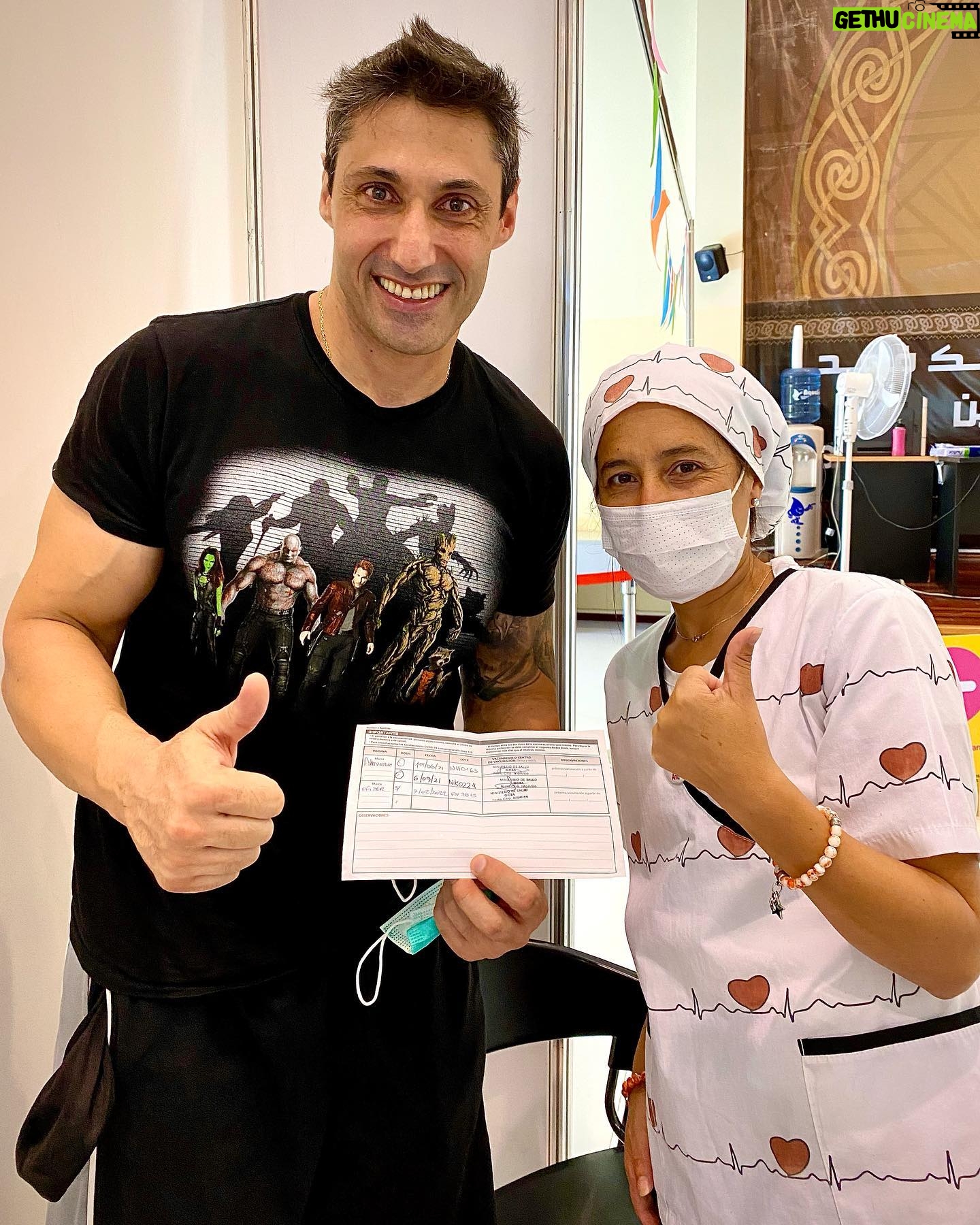 Tito Speranza - 2.5K Likes - Tercera dosis (refuerzo) aplicada. Gracias a todas las personas que trabajan en la salud combatiendo este virus (COVID).
*
#TerceradosisRefuerzo