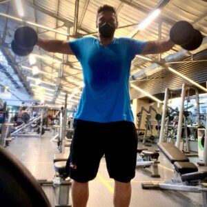 Tito Speranza Instagram - Transpirando la camiseta. 
*
*
*
#Entrenarmiento
#Corto
#Intenso