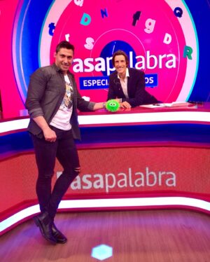 Tito Speranza Instagram - La primera vez que participo en el Rosco. Espero no ponerme tan nervioso la próxima vez. Más allá de los nervios me encanta competir. Gracias a #Ivan y a #Pasapalabra por hacer sentir tan cómodos a los que participan. 
*
@telefe 
*
#Rosco
#Pelotito🎾
*
@klosterinsta 👕👖