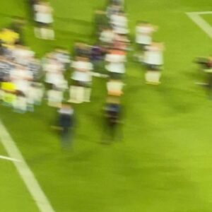 Tito Speranza Instagram - Por primera vez pude ver en la cancha a la Selección Argentina de fútbol. Sensaciones múltiples, una alegría inmensa, una emoción por momentos incontrolable (sumado a temas personales). Sentía que necesitaba más ojos 👀, para no perderme detalles. Pude ver en vivo a esta camada de jugadores y a @leomessi que por fin se le está reconociendo lo que es como jugador. Me gusta ver a la #Scaloneta como cuando era chico a la del #86 con el Diego a la cabeza. Gracias a la vida, y pude experimentar todo esto con mis sobrinos, que también era su primera vez. 
@lucaa.borrelli_ 
@vicente_borrelli1 

#LaSeleccion
#Futbol
#Messi
#Scaloneta