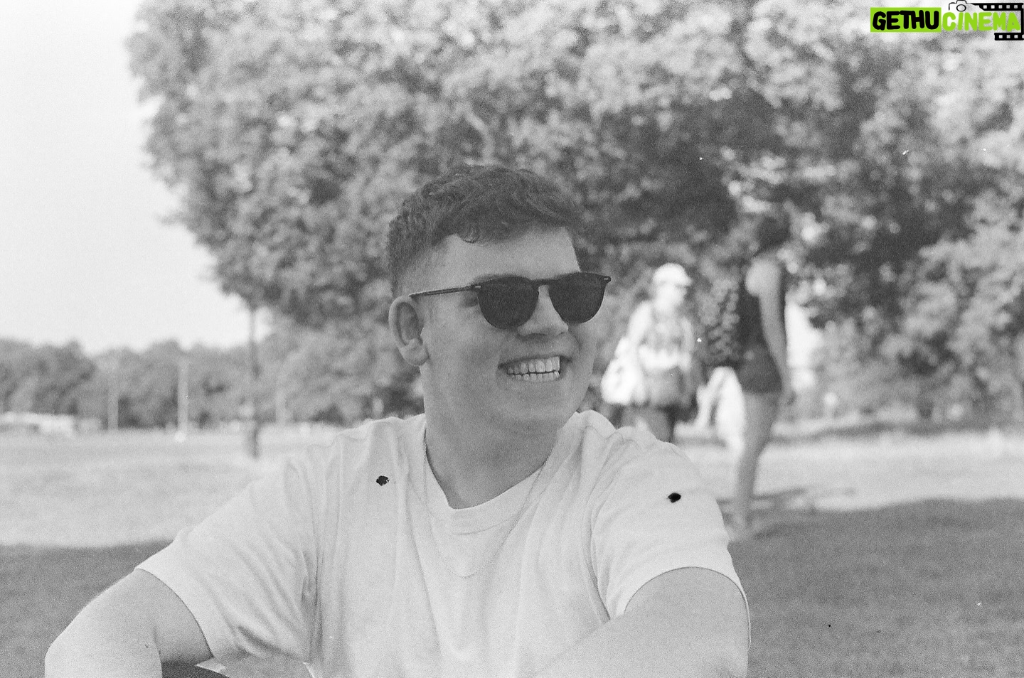 Tobie Donovan - 115K Likes - summer in london