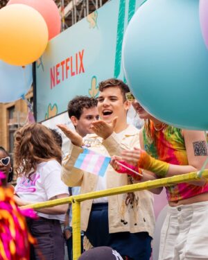 Tobie Donovan Instagram - This ain’t my first rodeo 🤠🐎

Had the best day at London pride, thank you for all the love! 🌈🤍
📸- @lauren_mustoe_