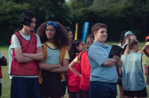 Tobie Donovan Instagram - Isaac Henderson 📚🍂💜

Stream Heartstopper season 1 April 22nd only on @netflix 🥳