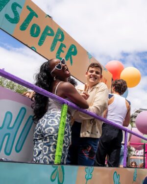 Tobie Donovan Instagram - This ain’t my first rodeo 🤠🐎

Had the best day at London pride, thank you for all the love! 🌈🤍
📸- @lauren_mustoe_