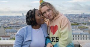 Tobie Donovan Instagram - First look at Heartstopper Season 2, coming to @netflix August 3rd! 🇫🇷🤍