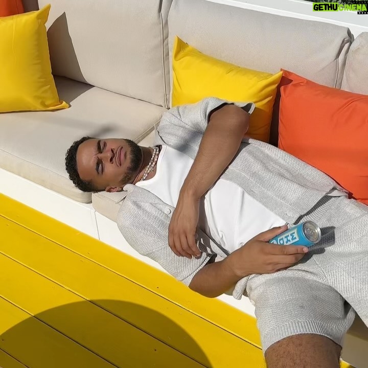 Toby Aromolaran - 40.1K Likes - What happens in Casa stays in Casa… 🤫