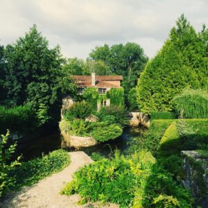 Toby Regbo Instagram - France is sek. Dream house.
