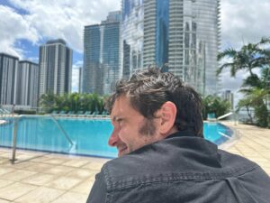 Toby Turner Instagram - ME NOT LOOKING AT THE ECLIPSE
