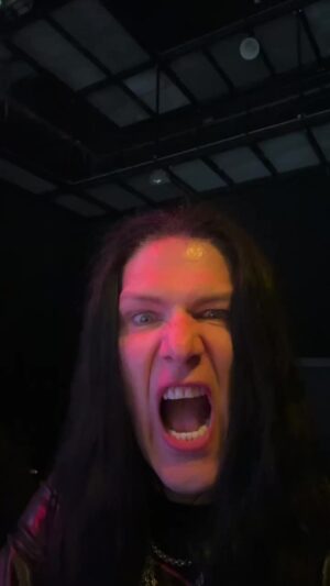 Todd Kerns Instagram - Let’s do this Luxembourg! @mammothwvh