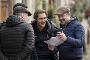 Toheeb Jimoh Instagram - Ep 6 of #TedLasso is out now! Written by our one and only @brendanhunting 🥳🥳🥳💫💫💫
Directed by the wonderful Matt Lipsey 🌟🌟🌟🌟🌟
