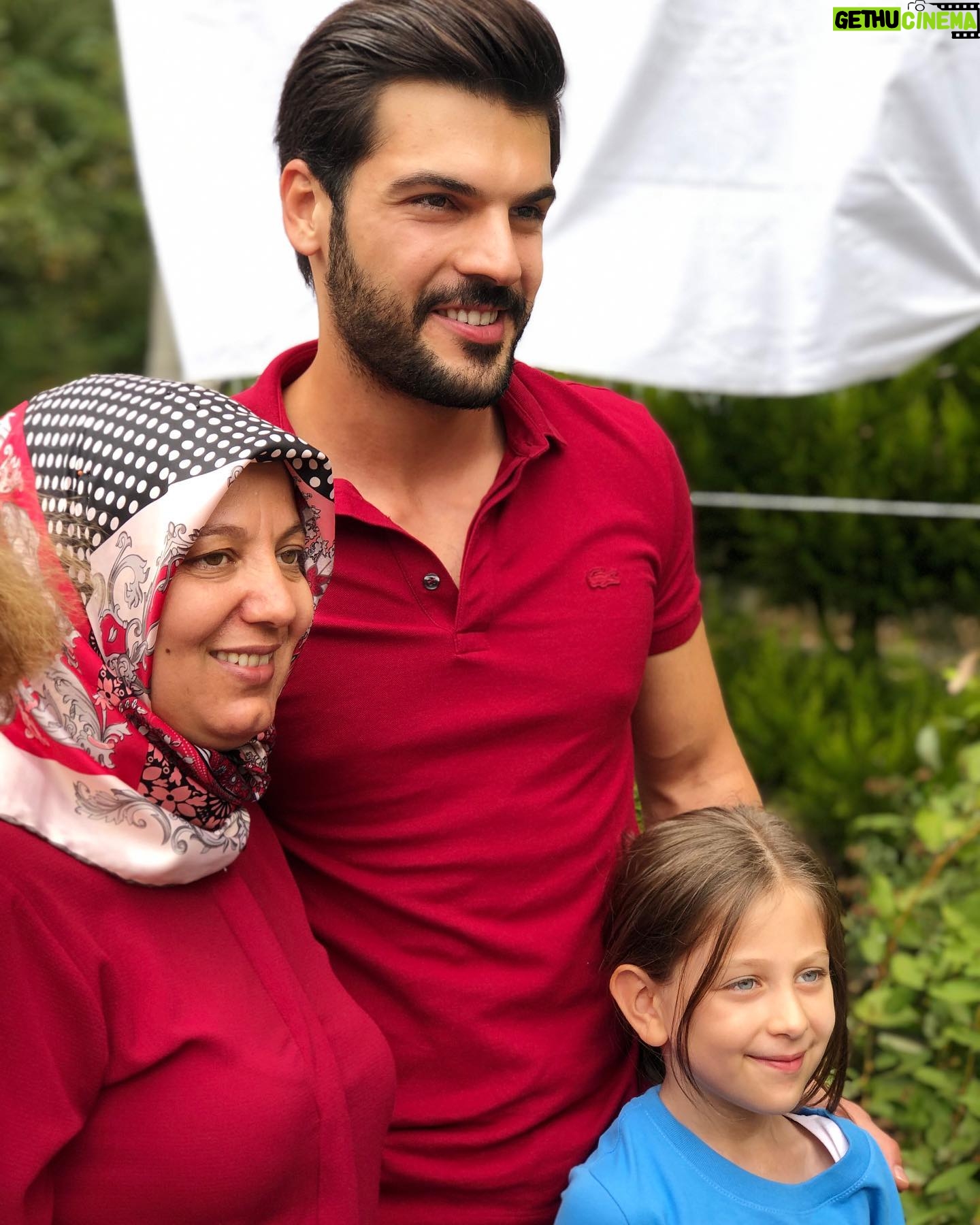 Tolga Mendi - 98.2K Likes - Kansersiz Yaşam Derneği tarafından düzenlenen etkinlikte bugün onlarca özel ve güzel kalbe dokunabilmenin mutluluğunu yaşadık...Hepiniz ayrı ayrı çok özelsiniz❤️ @kansersizyasam 
@hiragungor1 
@didakaymaz