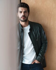 Tolga Mendi Top 100 Instagram Photos and Posts