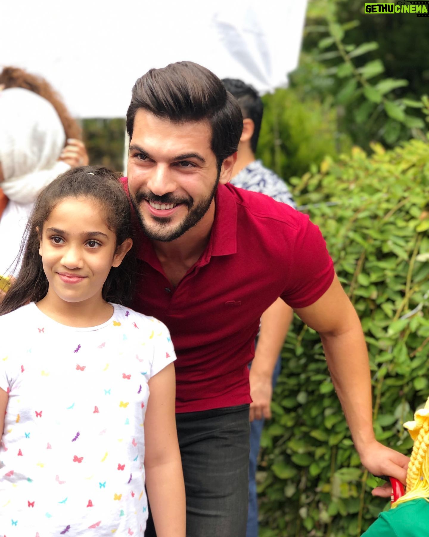 Tolga Mendi - 98.2K Likes - Kansersiz Yaşam Derneği tarafından düzenlenen etkinlikte bugün onlarca özel ve güzel kalbe dokunabilmenin mutluluğunu yaşadık...Hepiniz ayrı ayrı çok özelsiniz❤️ @kansersizyasam 
@hiragungor1 
@didakaymaz