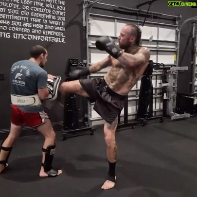 Tom Büdgen - 3 Likes - Early morning movements with Kru Ronnie. @tampamuaythai / @thedarkartsgym