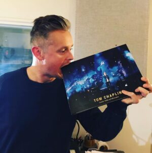 Tom Chaplin Instagram - When you can’t wait for 1st December 😬 🍫 tomorrow is your last chance to order the #TwelveTalesofChristmas 2018 advent calendar so it arrives before 1st Dec. There’s a special Xmas message to piece together from TC behind every window... Link to order in bio! 🔝