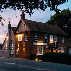 Tom Kerridge Instagram - I’ve been meaning to check out @unrulypig for ages, and in January they won #1 in the UK for @top50gastropubs 2024 awards - what an incredible achievement. 

I really hope to be paying these guys a visit soon 👊

#smallbusiness #top50gastropubs #foodie #placestoeat