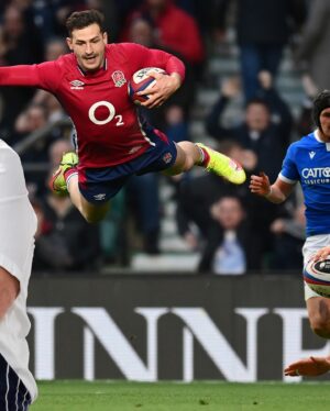 Tom Kerridge Instagram - New event alert 👀

Join us at Twickenham on Thursday 5 December 2024 to celebrate the career of @englandrugby legend, @j0nny_may 🥳

This unforgettable evening will be hosted by @goodbadrugby, who will be joined by legends of the game past and present 🏉
 
What’s more, indulge in a three-course menu created by @cheftomkerridge, who will be there on the evening to meet and mingle with 🍽️

Find our more via the link in our bio 📲