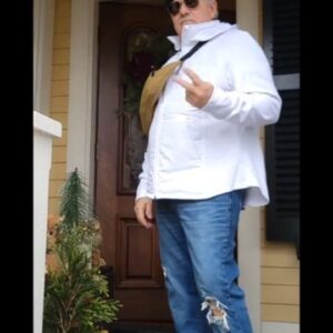 Tom Silva Instagram - Its the Docs for me 🤣 #dressingmydadlikeme #slay #fatherdaughter #dadsanddaughters #dadsofinstagram #humor