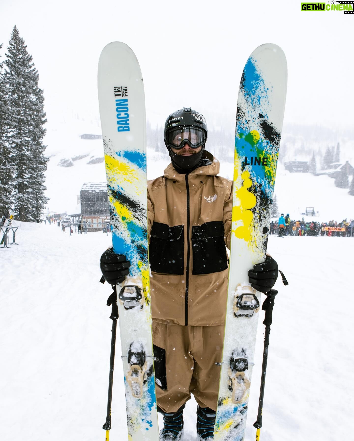 Tom Wallisch - 9.2K Likes - WIN Skis from LINE and listen to the 🆕 GOOD ENOUGH Podcast Episode 5: @twallisch , now live! 🎙️🥨
🔗 Link in bio, on Spotify and Apple Podcasts
Win either #lineTWpro or the new TW PRO #LINEbacon 122 just:
• LIKE this post
• FOLLOW @goodenoughbgk @twallisch @lineskis
• TAG a friend in the comments
• LISTEN to the new episode or else
*story share for additional entries*
Winner announced Friday via IG story!
#LINEskis X #GOODENOUGHBGK