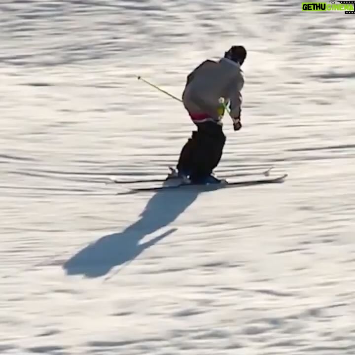 Tom Wallisch - 9.2K Likes - WIN Skis from LINE and listen to the 🆕 GOOD ENOUGH Podcast Episode 5: @twallisch , now live! 🎙️🥨
🔗 Link in bio, on Spotify and Apple Podcasts
Win either #lineTWpro or the new TW PRO #LINEbacon 122 just:
• LIKE this post
• FOLLOW @goodenoughbgk @twallisch @lineskis
• TAG a friend in the comments
• LISTEN to the new episode or else
*story share for additional entries*
Winner announced Friday via IG story!
#LINEskis X #GOODENOUGHBGK