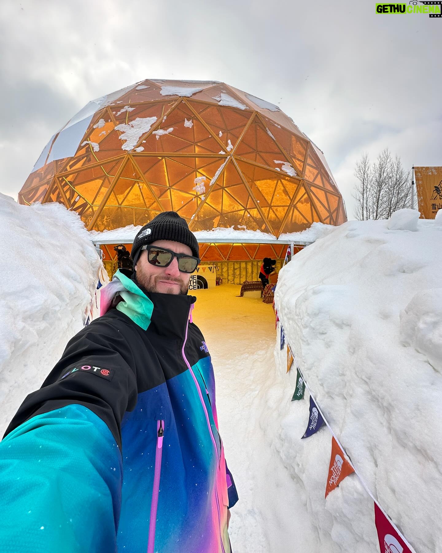 Tom Wallisch - 3.6K Likes - Happy New Years! So stoked to be in China 🇨🇳celebrating and sharing the love of Freeskiing with a ton of stoked kids here in Sanghua Lake Ski Resort with @thenorthface ! The TNF mountain festival has been epic! I haven’t seen this much hype for our sport in a long time. So much excitement. Teaching style, fun and afterbang to the next generation of shredders! @thenorthface_snow #NeverStopExploring